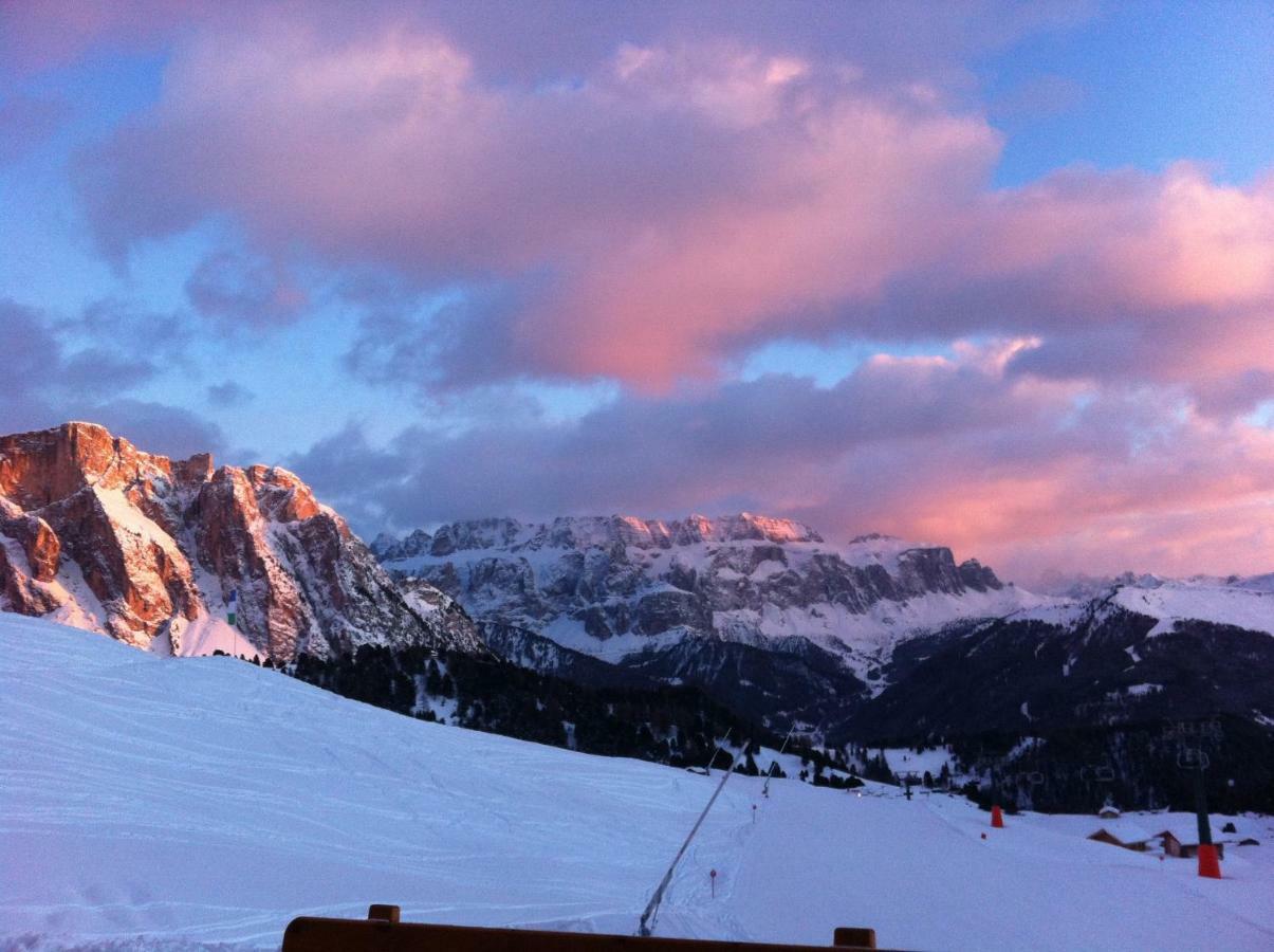 Rifugio Fermeda Hutte Pensionat Santa Cristina Val Gardena Eksteriør billede